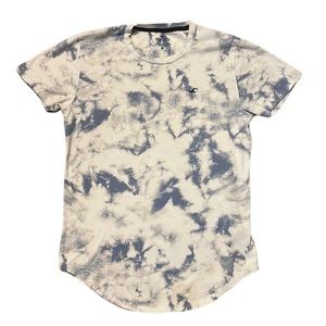 Hollister cloud tee, size small